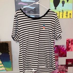black and white stripe tee